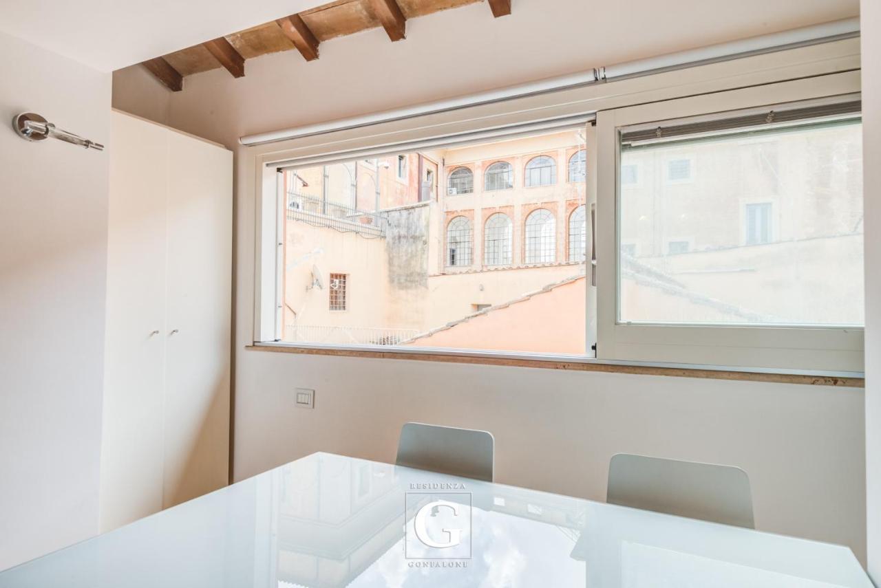 Residenza Gonfalone โรม ภายนอก รูปภาพ